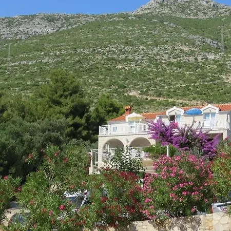 Studio In With Sea View, Balcony, Air Conditioning, Wi-fi